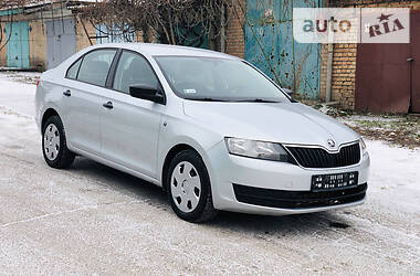 Седан Skoda Rapid 2015 в Кропивницком