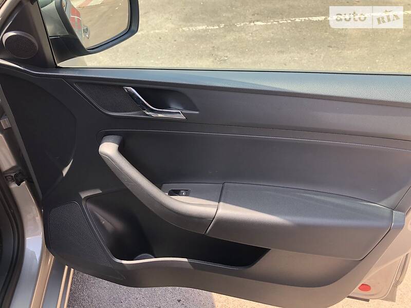 Лифтбек Skoda Rapid 2013 в Житомире фото 12 Лифтбек Skoda Rapid 2013 в Житомире