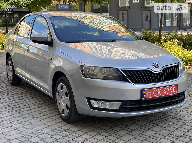 Хэтчбек Skoda Rapid 2014 в Киеве