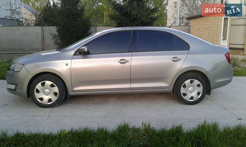 Лифтбек Skoda Rapid 2014 в Киеве фото 5 Лифтбек Skoda Rapid 2014 в Киеве