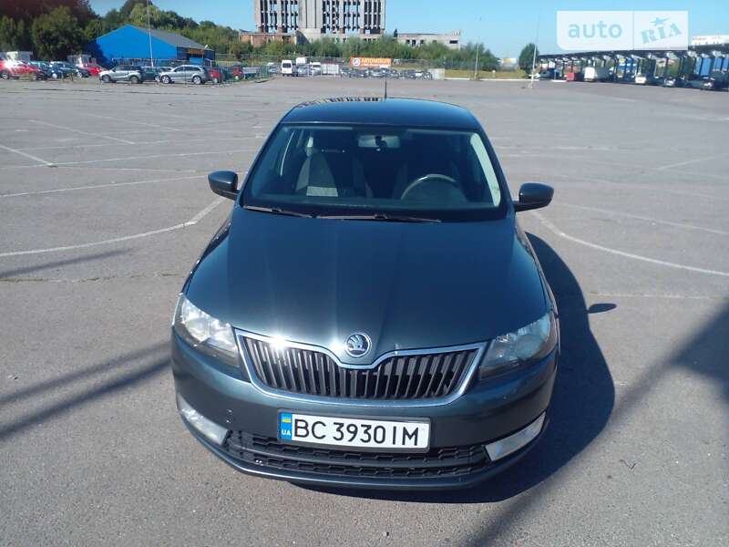 Лифтбек Skoda Rapid 2015 в Львове