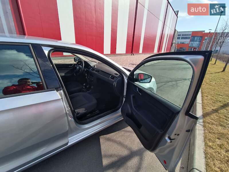 Ліфтбек Skoda Rapid 2013 в Дніпрі