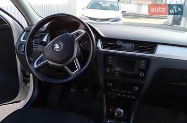 Лифтбек Skoda Rapid 2016 в 