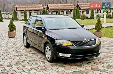 Хэтчбек Skoda Rapid 2015 в 