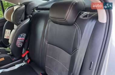 Лифтбек Skoda Rapid 2015 в 