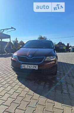 Лифтбек Skoda Rapid 2013 в Софиевке