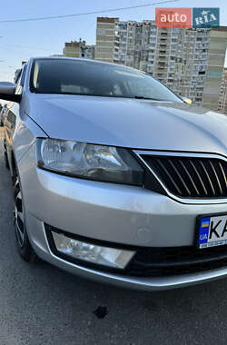 Лифтбек Skoda Rapid 2015 в 