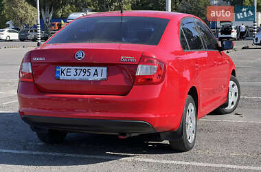 Хетчбек Skoda Rapid 2013 в Дніпрі