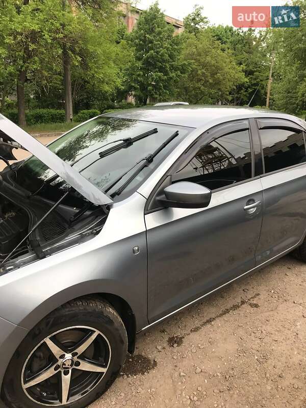 Лифтбек Skoda Rapid 2013 в Харькове