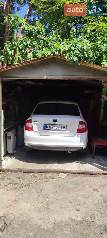 Лифтбек Skoda Rapid 2013 в 