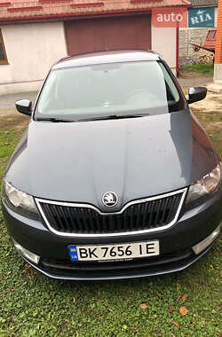 Хэтчбек Skoda Rapid 2015 в Здолбунове