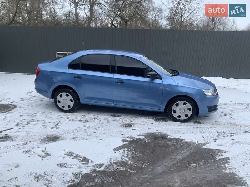 Лифтбек Skoda Rapid 2015 в Бурштыне фото 7 Лифтбек Skoda Rapid 2015 в Бурштыне