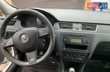 Ліфтбек Skoda Rapid 2013 в Львові