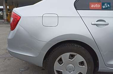 Лифтбек Skoda Rapid 2013 в 