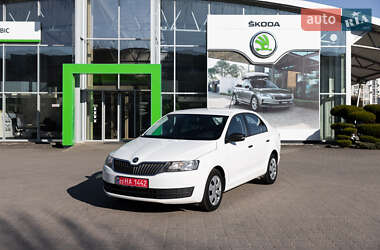 Лифтбек Skoda Rapid 2015 в Луцке