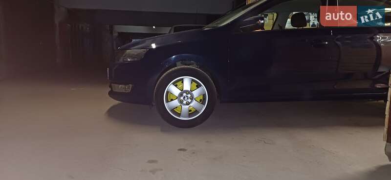 Ліфтбек Skoda Rapid 2016 в Києві