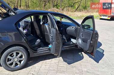 Лифтбек Skoda Rapid 2013 в 