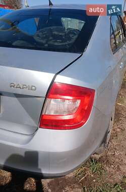 Лифтбек Skoda Rapid 2013 в 