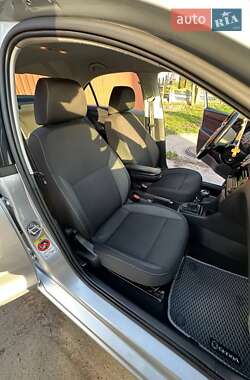 Ліфтбек Skoda Rapid 2013 в 