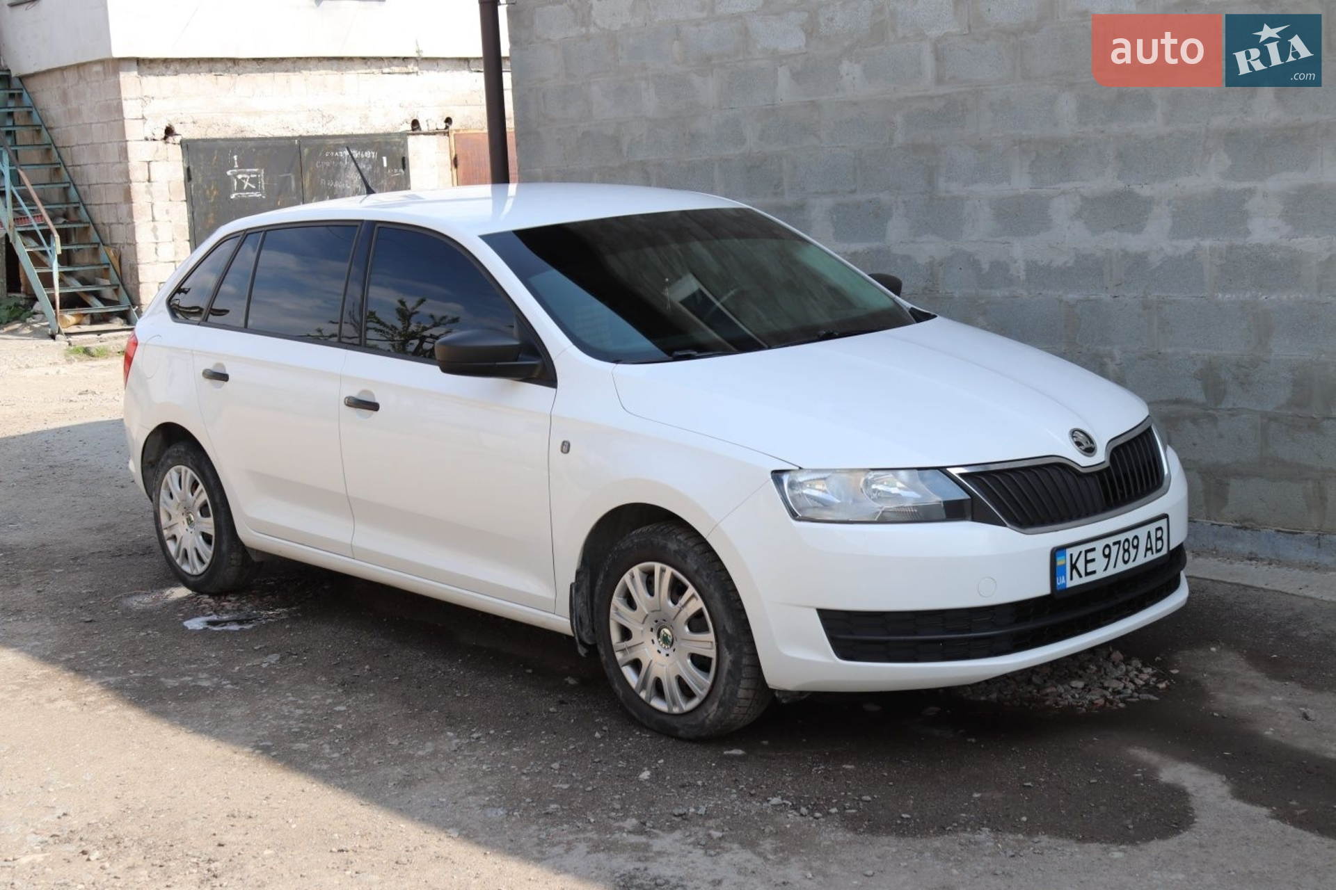 2015 Skoda Rapid - мініатюра 2