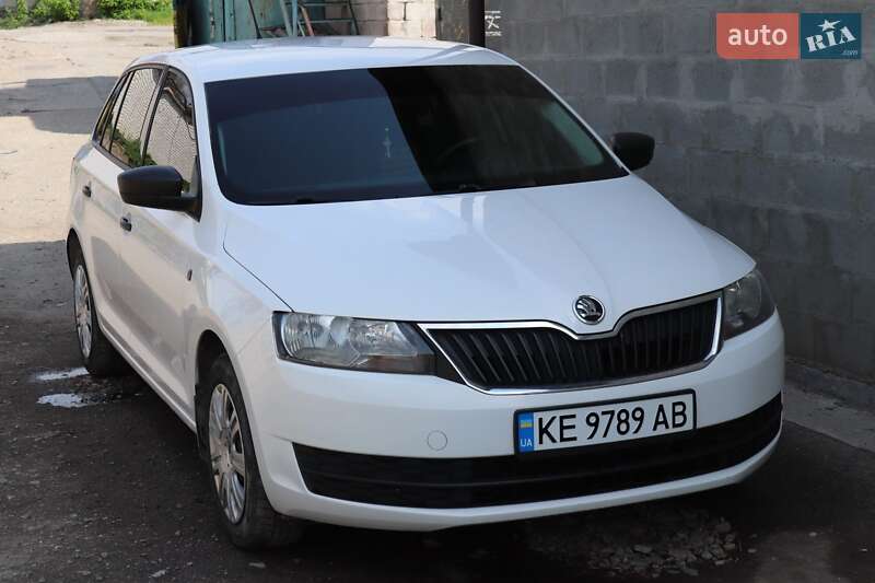 Хэтчбек Skoda Rapid 2015 в Днепре фото 9 Хэтчбек Skoda Rapid 2015 в Днепре