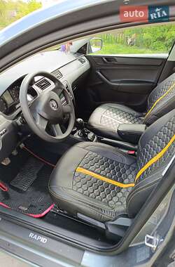 Хэтчбек Skoda Rapid 2013 в 