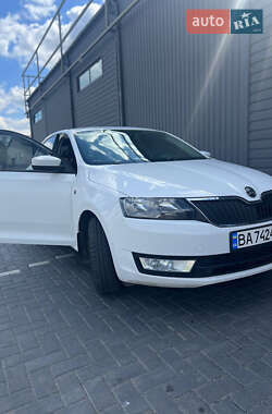 Ліфтбек Skoda Rapid 2014 в 