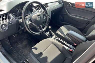 Хэтчбек Skoda Rapid 2015 в 