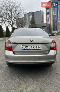 Лифтбек Skoda Rapid 2013 в 