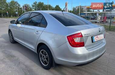 Ліфтбек Skoda Rapid 2013 в 