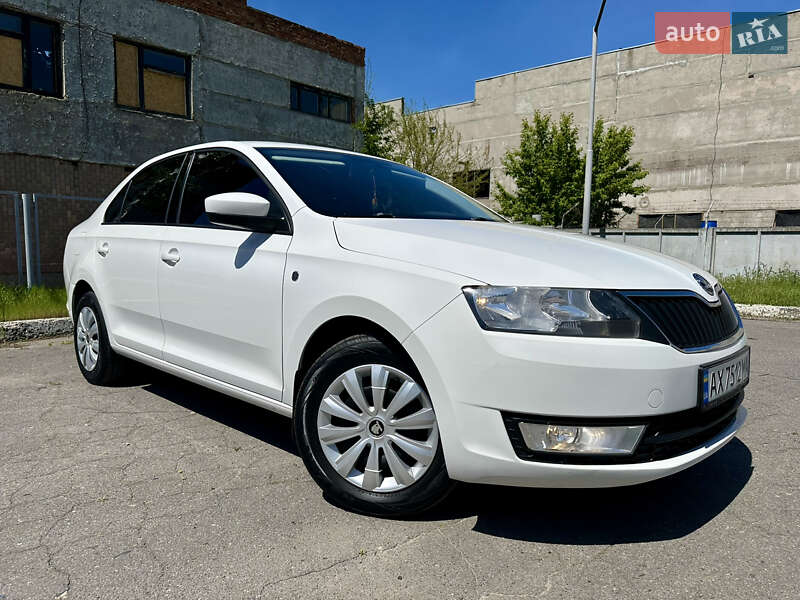 Лифтбек Skoda Rapid 2015 в 