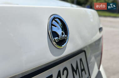 Лифтбек Skoda Rapid 2015 в 