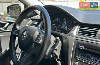 Лифтбек Skoda Rapid 2015 в 