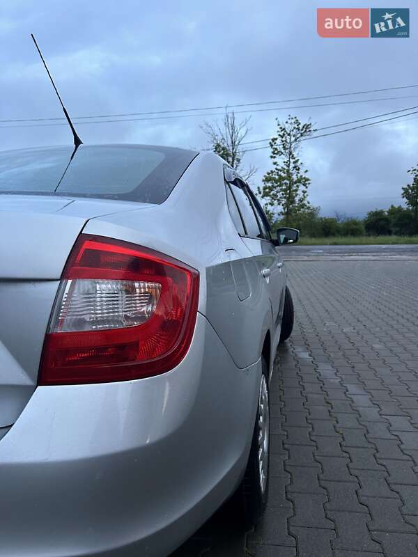 Хэтчбек Skoda Rapid 2013 в Черновцах фото 9 Хэтчбек Skoda Rapid 2013 в Черновцах