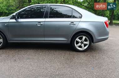 Ліфтбек Skoda Rapid 2013 в 