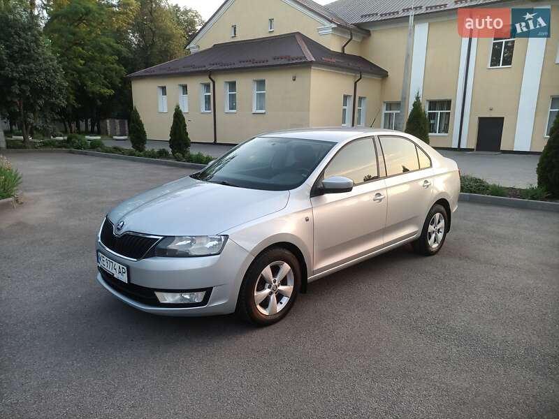 Лифтбек Skoda Rapid 2013 в 