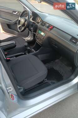 Лифтбек Skoda Rapid 2013 в 