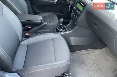 Лифтбек Skoda Rapid 2013 в 