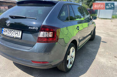 Хэтчбек Skoda Rapid 2015 в 