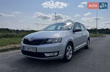 Хэтчбек Skoda Rapid 2015 в Львове