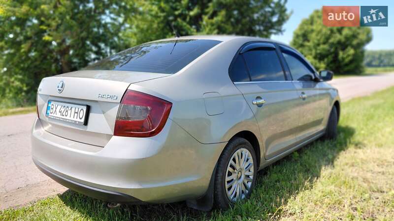 Лифтбек Skoda Rapid 2013 в Хмельницком