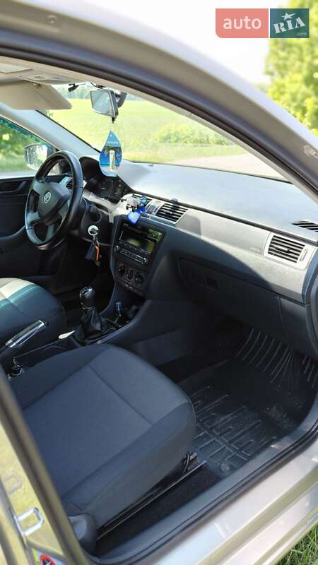 Лифтбек Skoda Rapid 2013 в Хмельницком