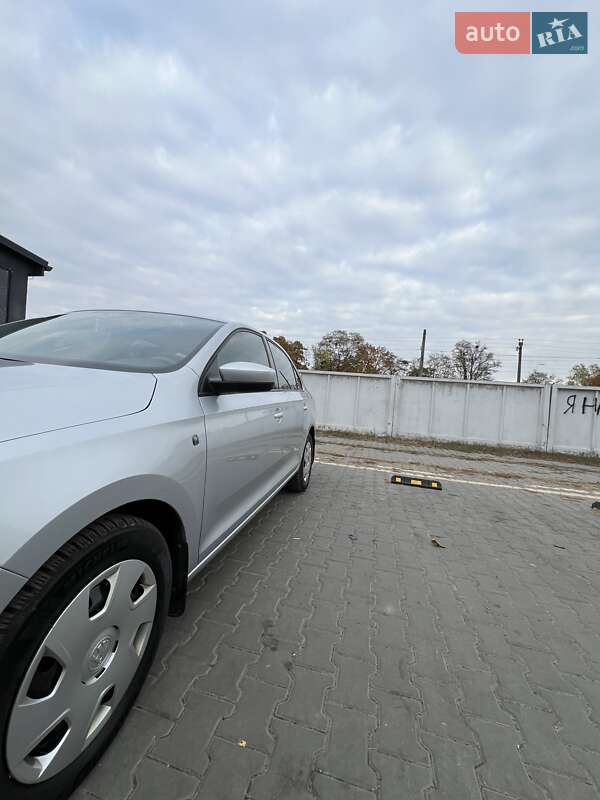 Ліфтбек Skoda Rapid 2013 в Києві