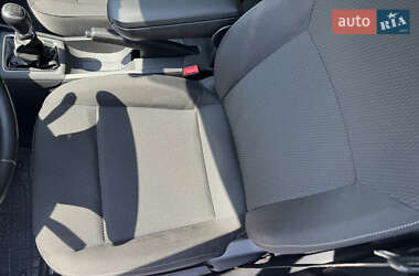 Лифтбек Skoda Rapid 2013 в 