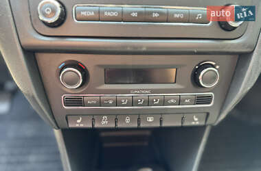 Лифтбек Skoda Rapid 2013 в 