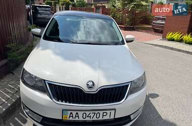 Лифтбек Skoda Rapid 2013 в 