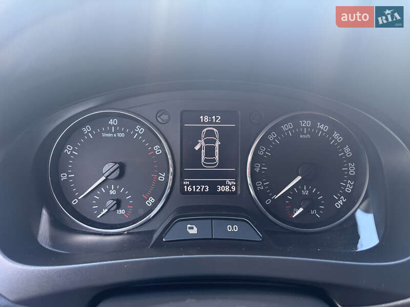 Лифтбек Skoda Rapid 2014 в Киеве