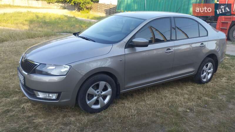 Лифтбек Skoda Rapid 2013 в Кропивницком