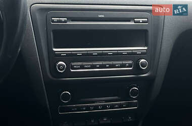 Лифтбек Skoda Rapid 2013 в 