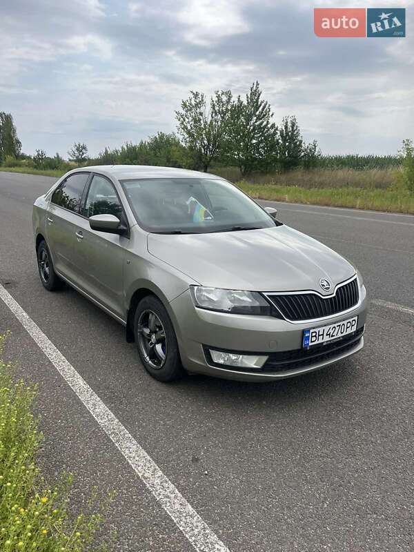 Skoda Rapid 2013 Skoda Rapid 2013